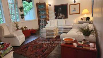 Linda residência - Casa em condomínio. Freguesia Jacarepaguá. - POCN30203