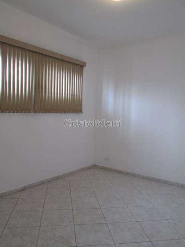 Sala conjugada com banheiro - 9