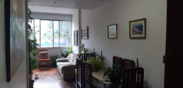 Ótima localização - Apartamento de 70 m², com dois dormitórios, sala em dois ambientes, cozinha com ampla área de serviço e dependência completa. - IPV2125