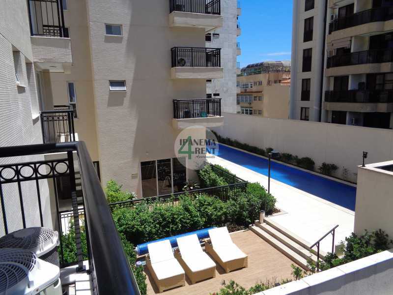 PISCINA 03 - 27
