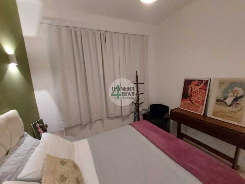 Conheça 08. do imóvel - Sala dois quartos, dois banheiros sendo uma suíte, cozinha com área de serviço integrada, portaria 24 horas, uma vaga de garagem na escritura. - IPV2219 - 8 08. - 8