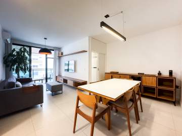 Ótima localização - Ipanema Tower Residencial, melhor localização de Ipanema, apartamento padrão, composto por sala com varanda. - IPF2086