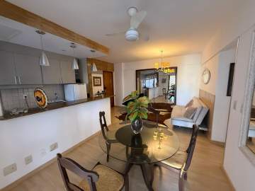 Ótima localização - Apartamento de 75 m², sala, dois quartos sendo uma suíte, banheiro social, duas varandas e cozinha americana. - IP2113