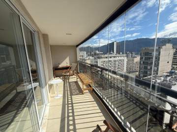 Ótima localização - Apartamento reformado no Wave Ipanema, na Rua Prudente de Morais, em um dos endereços mais desejados do bairro - IPV2237