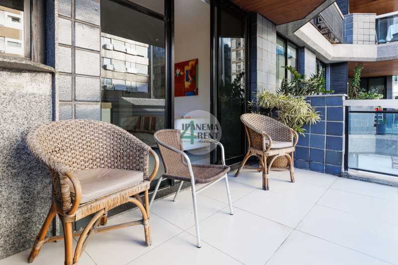 Conheça 01 do imóvel - Ipanema Tower Residencial, melhor localização de Ipanema, apartamento padrão, composto por sala com varanda. - IPF2052 - 1 01 - 1