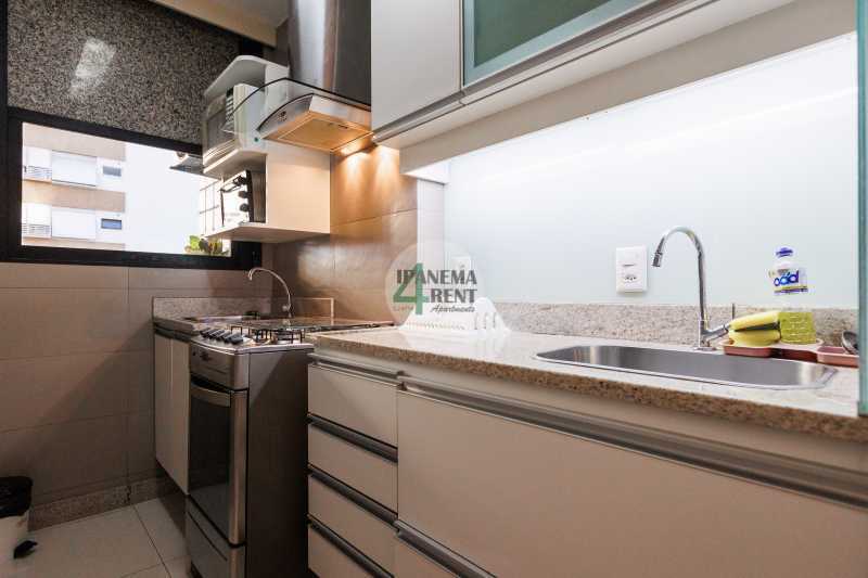 Conheça 17 do imóvel - Ipanema Tower Residencial, melhor localização de Ipanema, apartamento padrão, composto por sala com varanda. - IPF2052 - 14 17 - 14