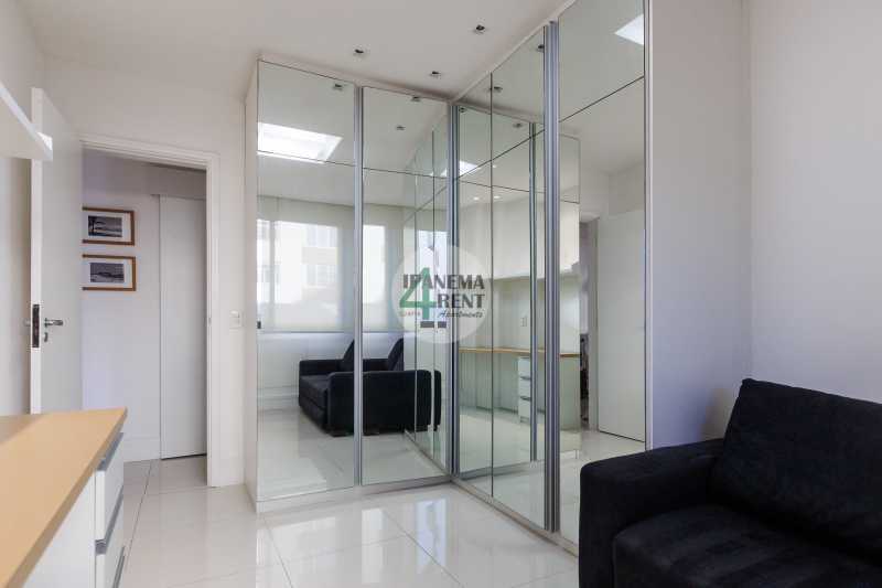 Conheça 25 do imóvel - Ipanema Tower Residencial, melhor localização de Ipanema, apartamento padrão, composto por sala com varanda. - IPF2052 - 21 25 - 21