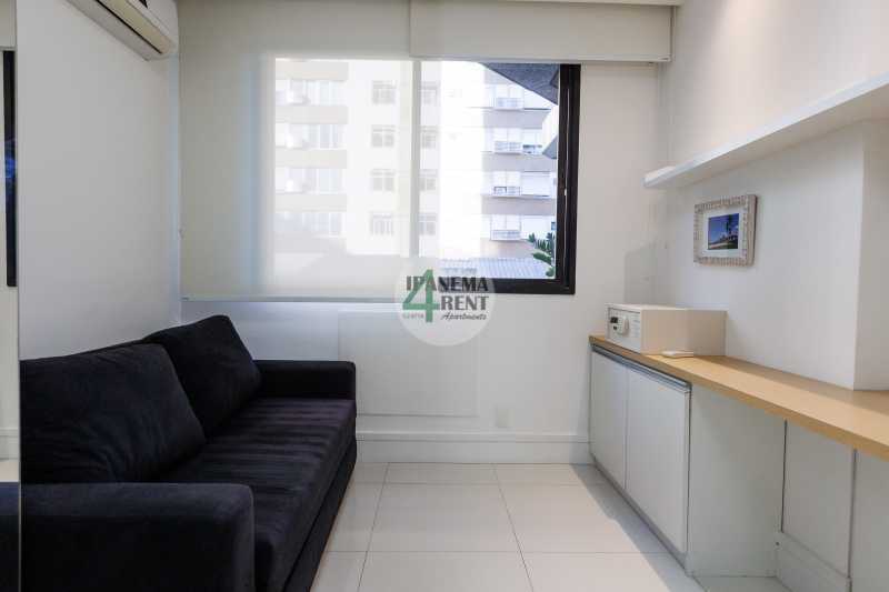 Conheça 26 do imóvel - Ipanema Tower Residencial, melhor localização de Ipanema, apartamento padrão, composto por sala com varanda. - IPV2244 - 22 26 - 22