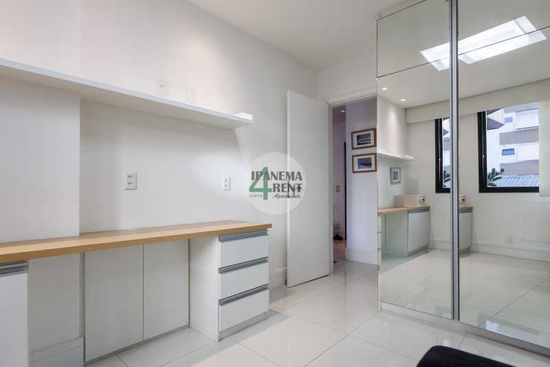 Conheça 29 do imóvel - Ipanema Tower Residencial, melhor localização de Ipanema, apartamento padrão, composto por sala com varanda. - IPV2244 - 24 29 - 24