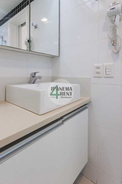 Conheça 37 do imóvel - Ipanema Tower Residencial, melhor localização de Ipanema, apartamento padrão, composto por sala com varanda. - IPV2244 - 30 37 - 30
