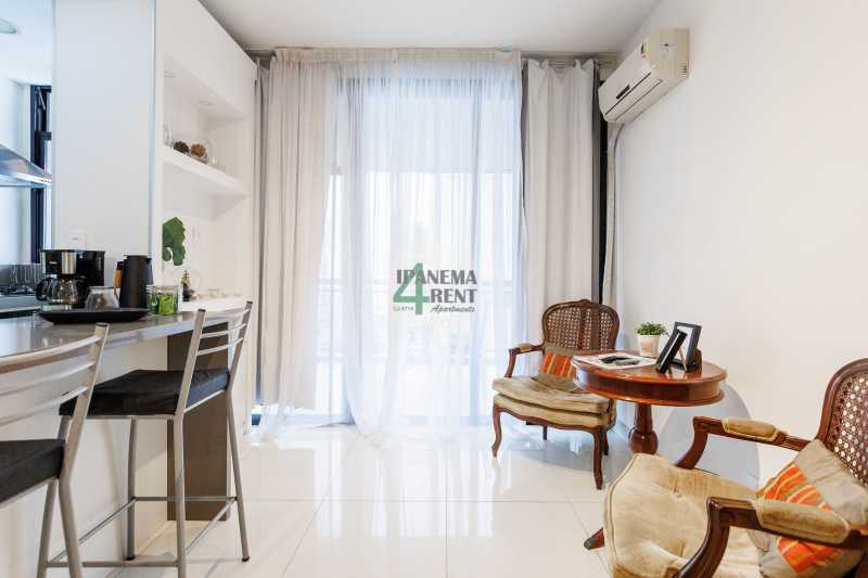 Conheça 15 do imóvel - Ipanema Tower Residencial, melhor localização de Ipanema, apartamento padrão, composto por sala com varanda. - IPF2026 - 10 15 - 10