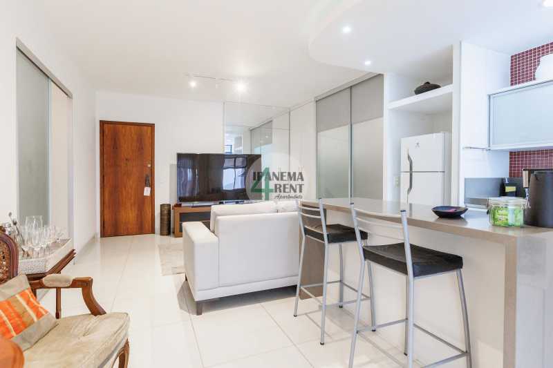 Conheça 18 do imóvel - Ipanema Tower Residencial, melhor localização de Ipanema, apartamento padrão, composto por sala com varanda. - IPF2026 - 13 18 - 13
