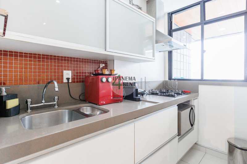 Conheça 21 do imóvel - Ipanema Tower Residencial, melhor localização de Ipanema, apartamento padrão, composto por sala com varanda. - IPF2026 - 16 21 - 16