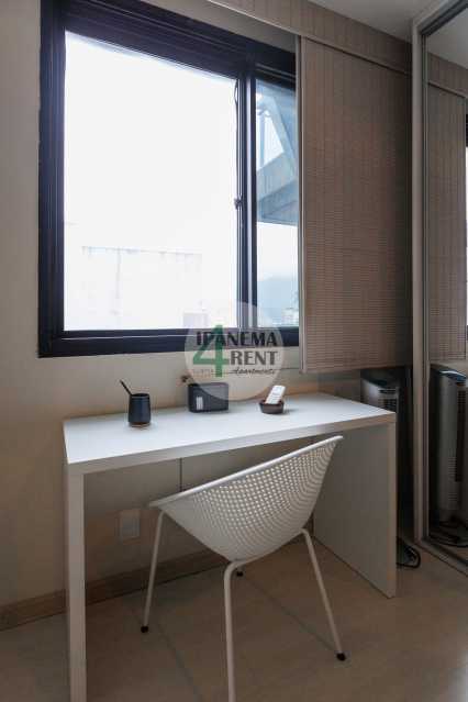 Conheça 31 do imóvel - Ipanema Tower Residencial, melhor localização de Ipanema, apartamento padrão, composto por sala com varanda. - IPF2026 - 23 31 - 23