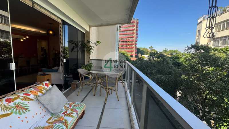 Conheça 01.1. do imóvel - Apartamento com salão em dois ambientes, 190 m², três quartos sendo uma suíte, três banheiros, duas varandas, copa cozinha e área de serviço. R$ 2.600.000,00 (NEGOCIÁVEIS) - IPV3279 - 2 01.1. - 2