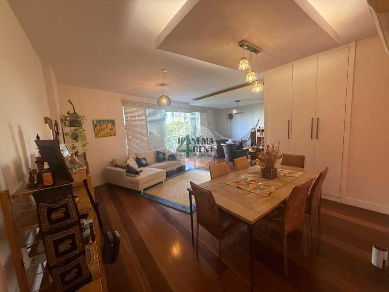 Conheça 05. do imóvel - Apartamento com salão em dois ambientes, 190 m², três quartos sendo uma suíte, três banheiros, duas varandas, copa cozinha e área de serviço. R$ 2.600.000,00 (NEGOCIÁVEIS) - IPV3279 - 5 05. - 5