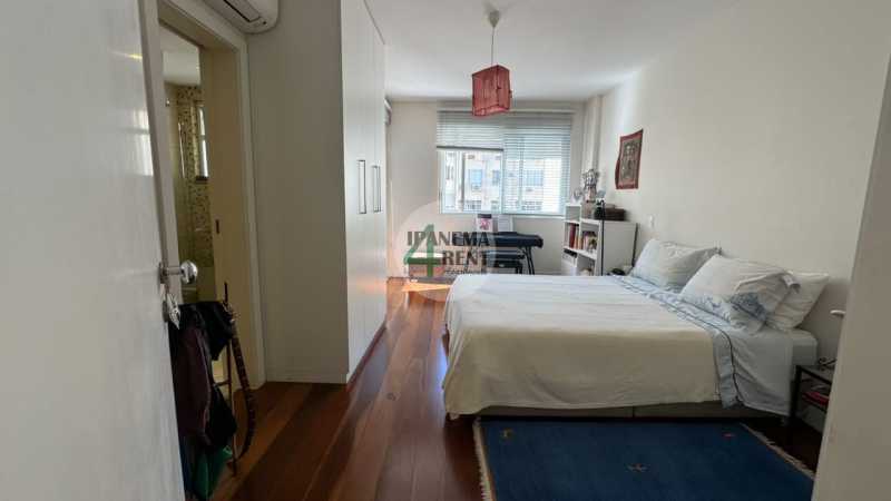 Conheça 16. do imóvel - Apartamento com salão em dois ambientes, 190 m², três quartos sendo uma suíte, três banheiros, duas varandas, copa cozinha e área de serviço. R$ 2.600.000,00 (NEGOCIÁVEIS) - IPV3279 - 18 16. - 18