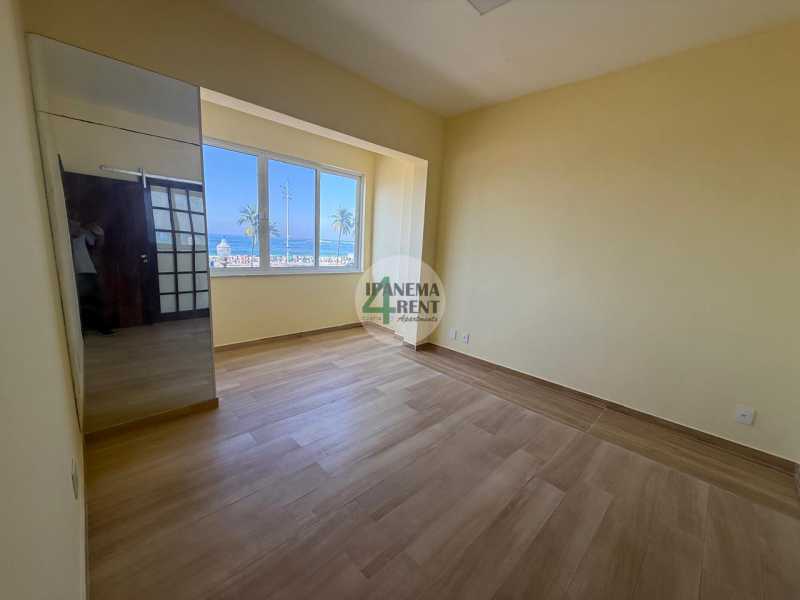 Conheça 08. do imóvel - Excelente apartamento localizado na Avenida Atlântica, esquina com a Rua Djalma Ulrich, em uma das melhores localizações da orla de Copacabana. - IP3059 - 8 08. - 8