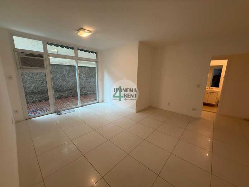 Conheça 01. do imóvel - Excelente apartamento de sala e 02 quartos, com planta funcional e localização privilegiada.| - IPV2246 - 1 01. - 1