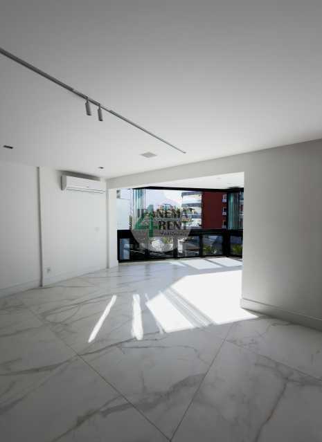 Conheça 22 do imóvel - Excelente cobertura duplex na Barra da Tijuca - Posto 2 - IP6003 - 22 22 - 22