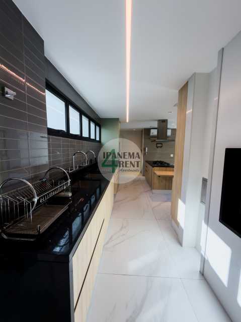 Conheça 30 do imóvel - Excelente cobertura duplex na Barra da Tijuca - Posto 2 - IP6003 - 29 30 - 29