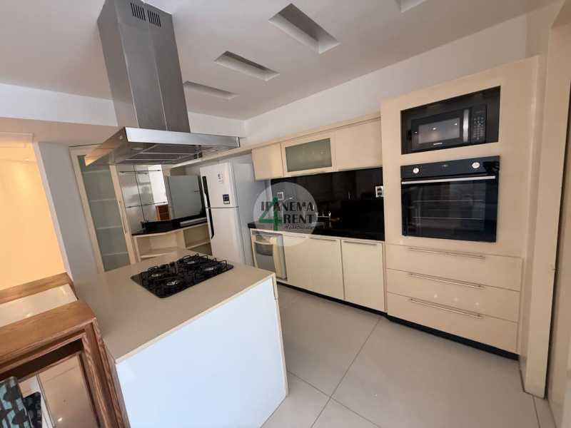 Conheça 08. do imóvel - Apartamento mobiliado com vista para o mar na Barra da Tijuca - IP2116 - 8 08. - 8