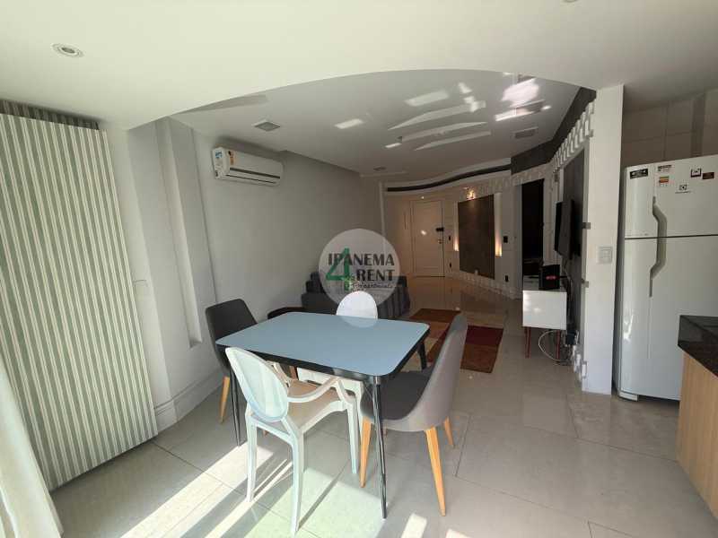 Conheça 05. do imóvel - Apartamento de 60 m², um quarto, cozinha americana, banheiro, internet wi-fi, ar condicionado, varanda e uma vaga de garagem - IPF1048 - 5 05. - 5