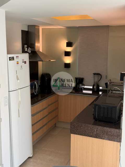 Conheça 12. do imóvel - Apartamento de 60 m², um quarto, cozinha americana, banheiro, internet wi-fi, ar condicionado, varanda e uma vaga de garagem - IPF1048 - 12 12. - 12