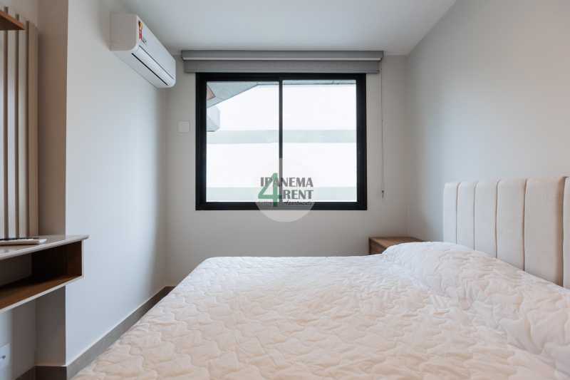 Conheça 27 do imóvel - Ipanema Tower Residencial, melhor localização de Ipanema, apartamento padrão, composto por sala com varanda. - IPF2027 - 21 27 - 21