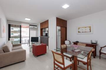 Ótima localização - Ipanema Tower Residencial, melhor localização de Ipanema, apartamento padrão, composto por sala com varanda. - IPF2041