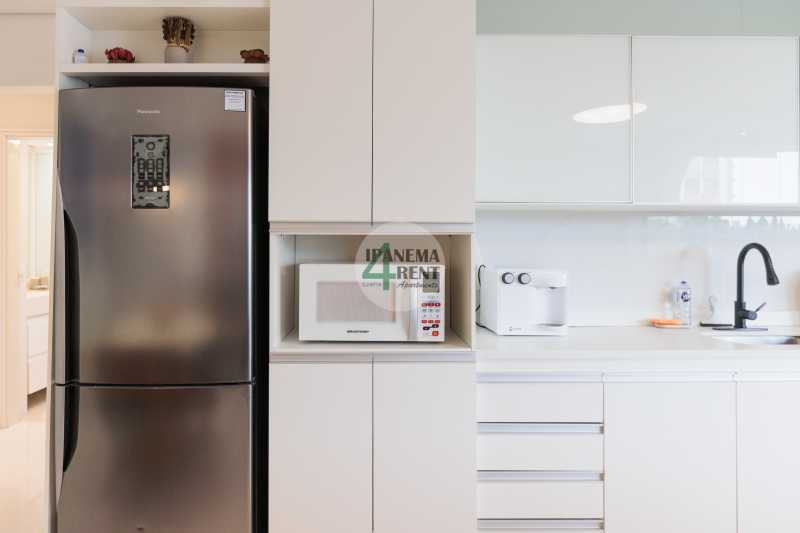 Conheça 10 do imóvel - Ipanema Tower Residencial, melhor localização de Ipanema, apartamento padrão, composto por sala com varanda. - IPF2062 - 10 10 - 10