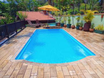 ESCRITURA DEFINITIVA - PROPRIEDADE A VENDA, COM CASA PRINCIPAL, ESCRITÓRIO E 3- CHALÉS - ILCA70010