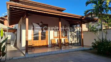 SOBRADO NOVO NO BAIRRO DO PEREQUÊ ILHABELA - ILCA30174