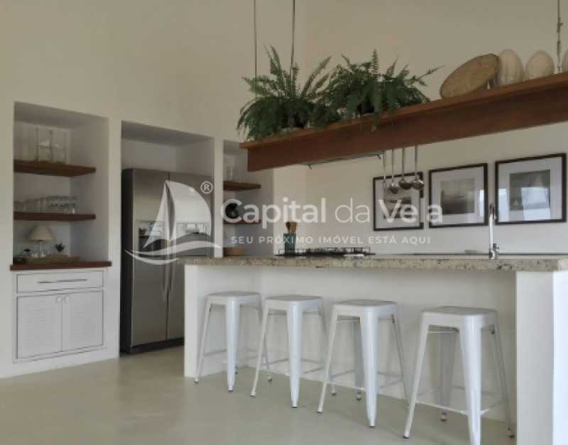 CASA COM VISTA PARA O MAR EM ILHABELA - ILCA30180