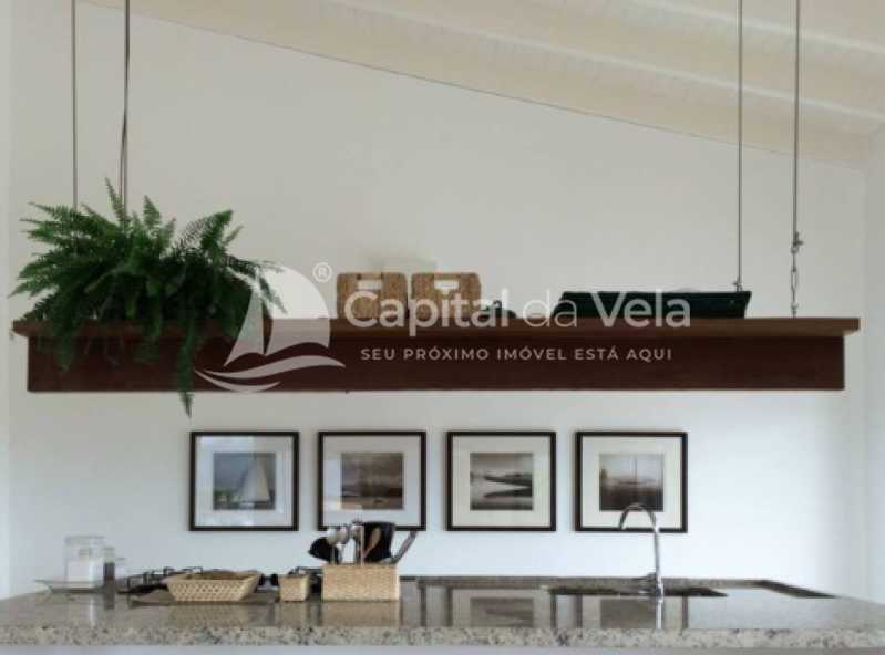 CASA COM VISTA PARA O MAR EM ILHABELA - ILCA30180