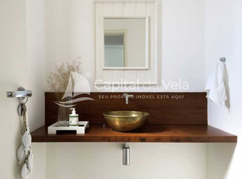 CASA COM VISTA PARA O MAR EM ILHABELA - ILCA30180