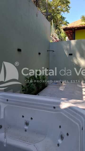 SOBRADO EM CONDOMÍNIO NO CENTRO HISTÓRICO DE ILHABELA - ILCN30054