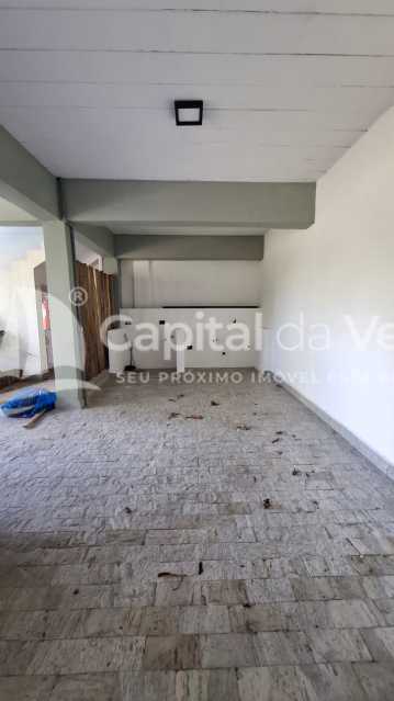SOBRADO EM CONDOMÍNIO NO CENTRO HISTÓRICO DE ILHABELA - ILCN30054