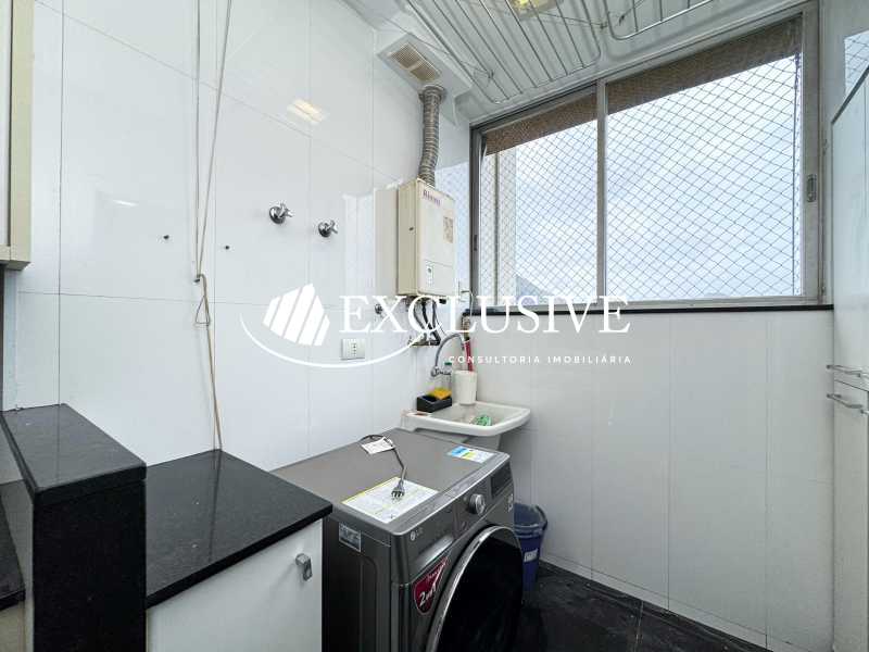 f02ee62e-25e7-466d-a859-098323 - 23