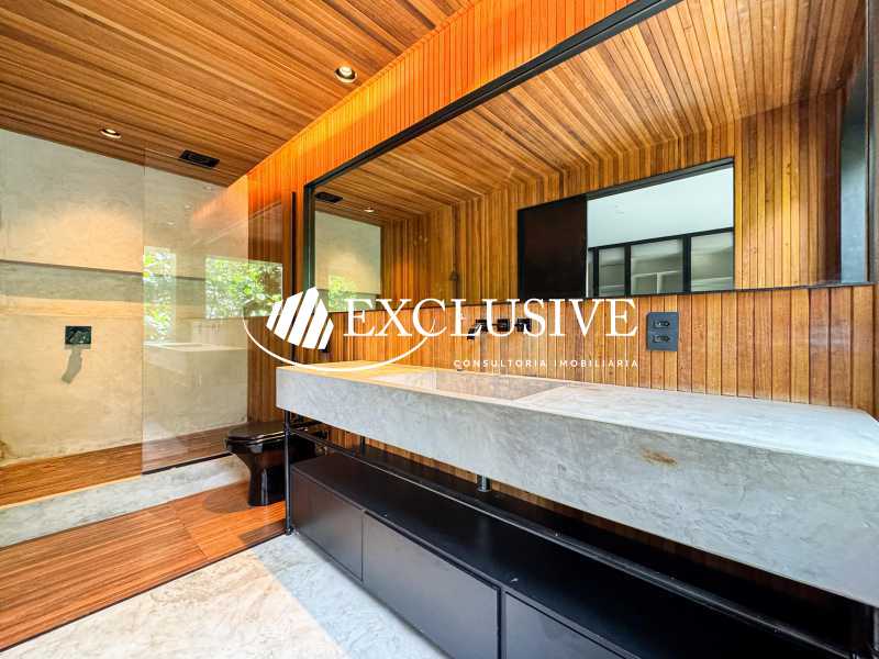 WhatsApp Image 2025-11-18 at 1 - 18