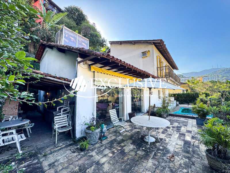 Conheça WhatsApp Image 2026-09-15 at 1 do imóvel - Casa em Condomínio à venda Rua Sérgio Porto, Gávea, Rio de Janeiro - R$ 2.500.000 - LOC436 - 28 WhatsApp Image 2026-09-15 at 1 - 28