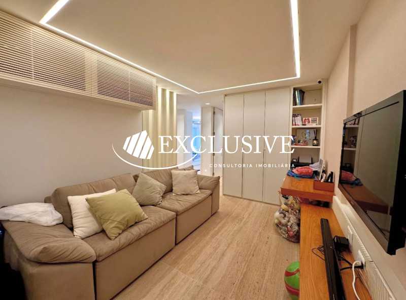 WhatsApp Image 2025-12-09 at 1 - 7