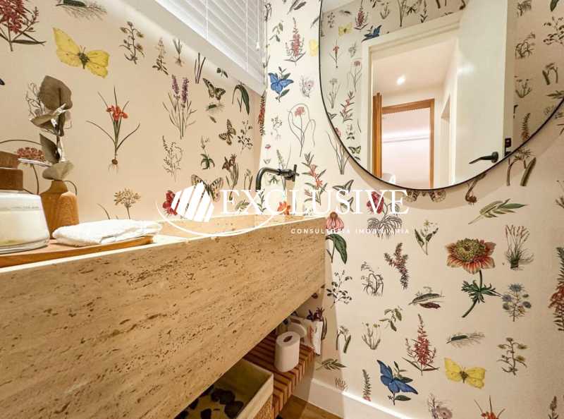 a9d8cf89-97d2-4124-b443-a0ed69 - 21