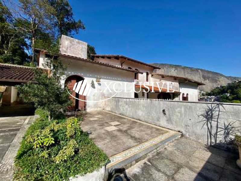 casa-de-condominio-com-11-quar - 2