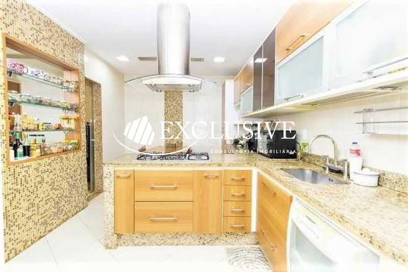 8d0d7210de6ef981d835b51837858c - 13