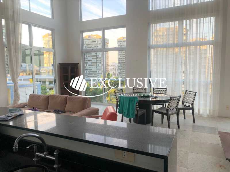 af76ef16-400e-4256-ba8f-c4fb3b - 13