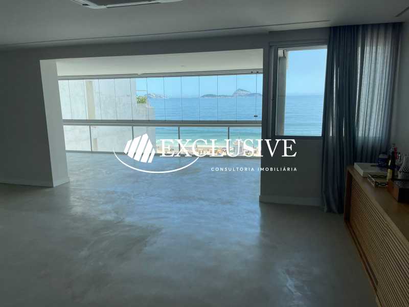 Delfim_Moreira300 4. - 10