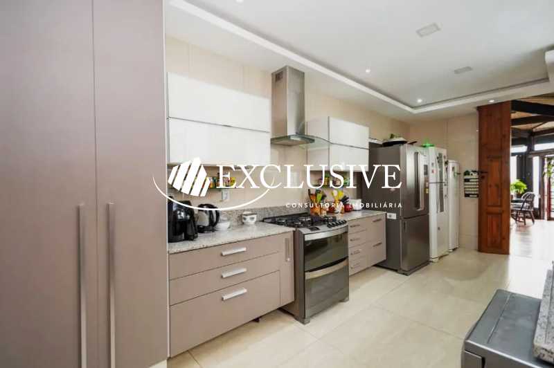 casa-com-4-quartos-venda-697m- - 7