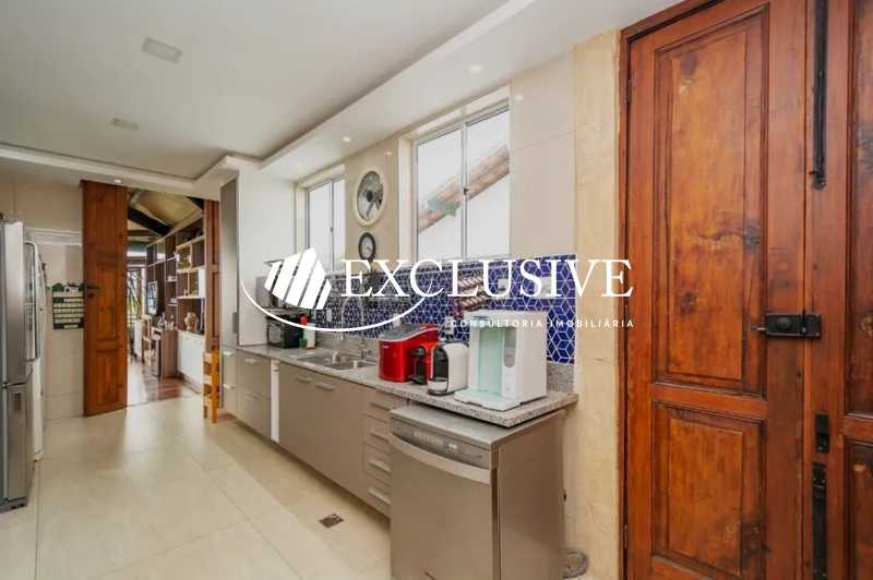 casa-com-4-quartos-venda-697m- - 8
