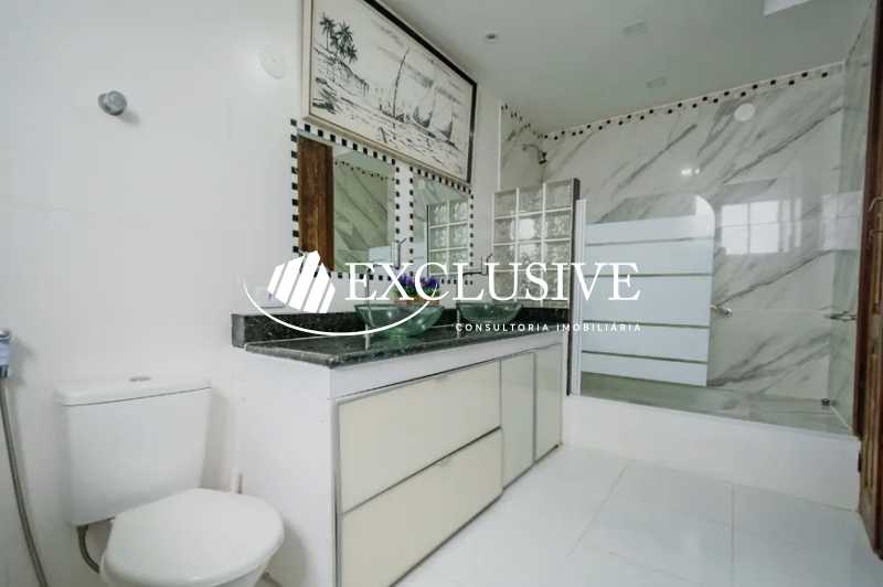 casa-com-4-quartos-venda-697m- - 11
